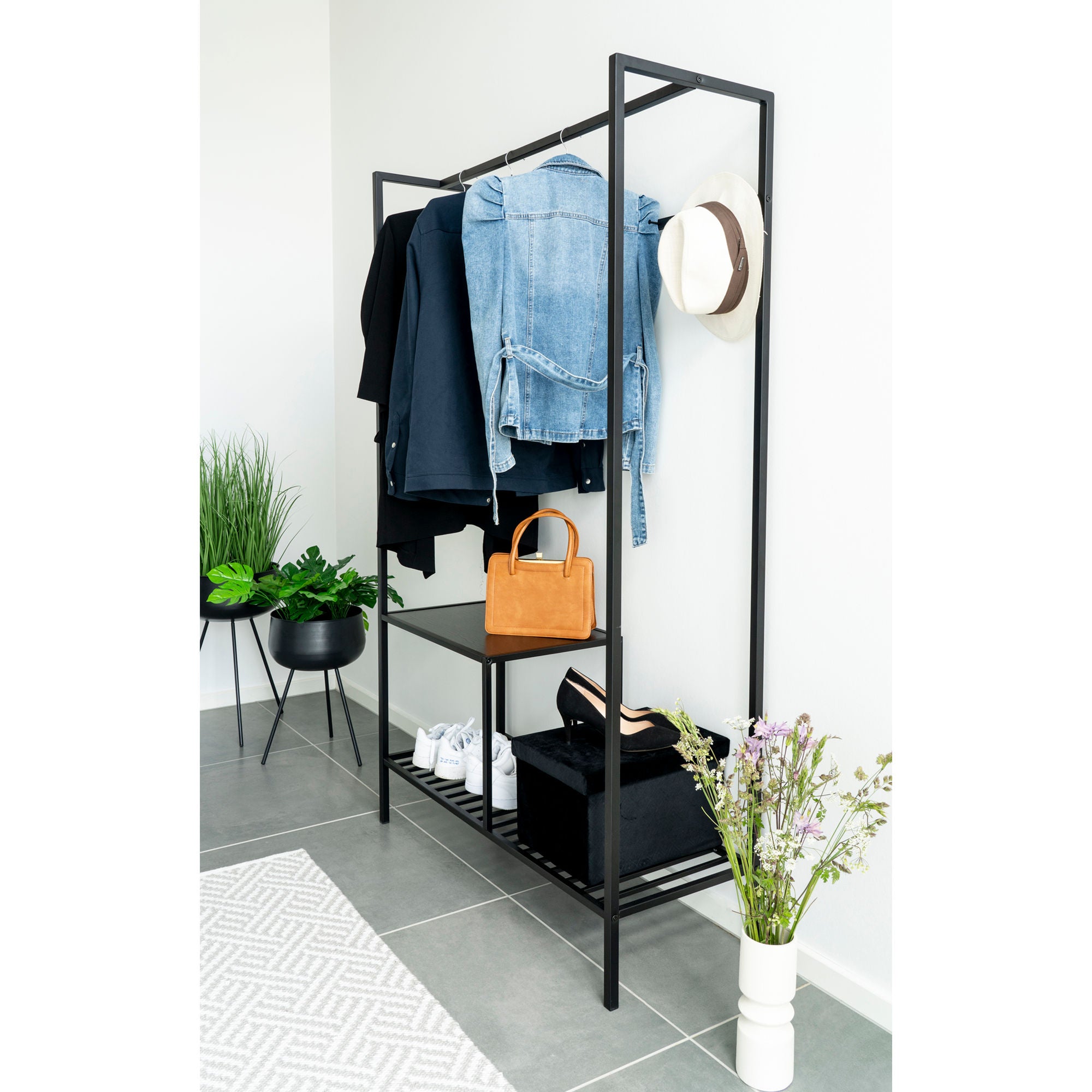 House Nordic Vita Garderobe