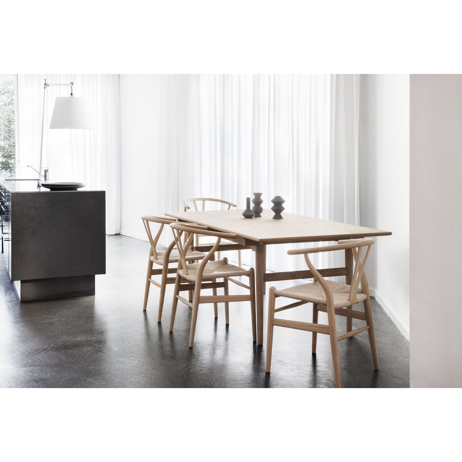 Carl Hansen CH24 Wishbone Chair Natural Cord, lackierte Buche Special Edition