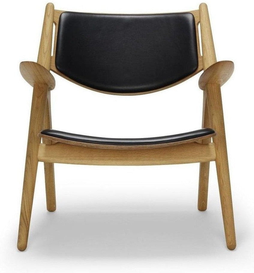 Carl Hansen Ch28 P Armchair, Oiled Oak/Black Leather