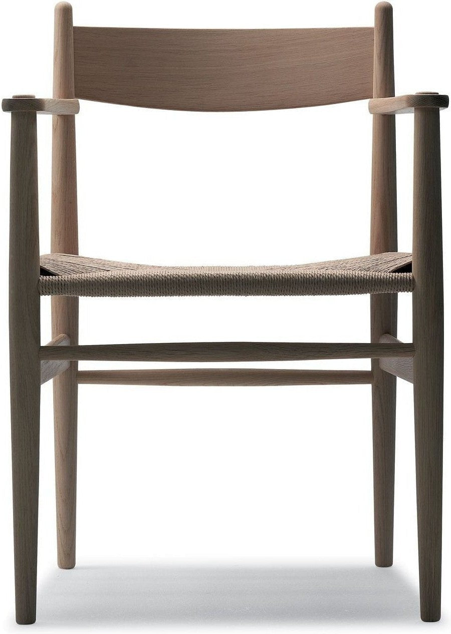 Carl Hansen CH37 -tuoli, saippuaa tammi/luonnollinen