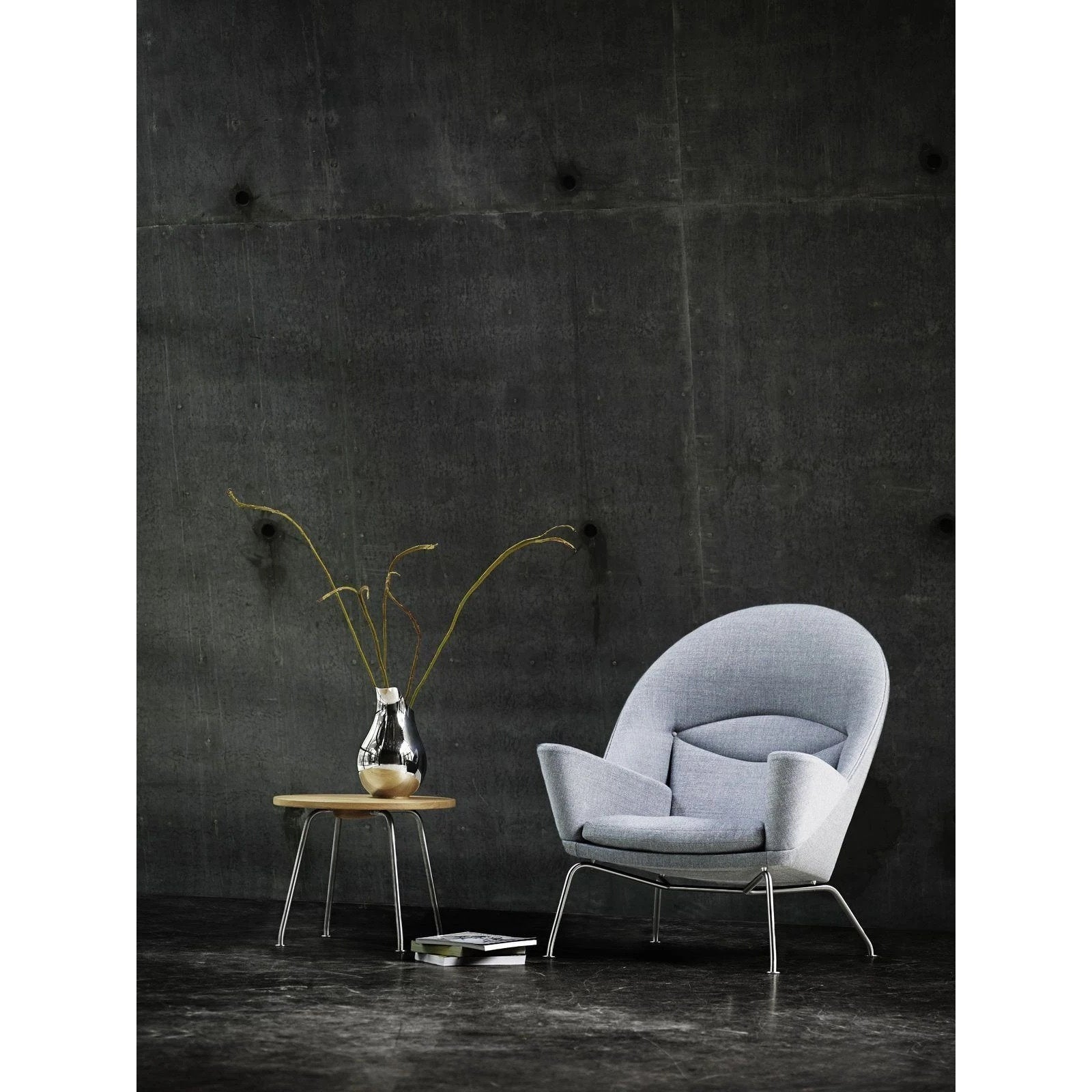 Carl Hansen Ch468 Oculus Chair, Black Steel/Black Leather