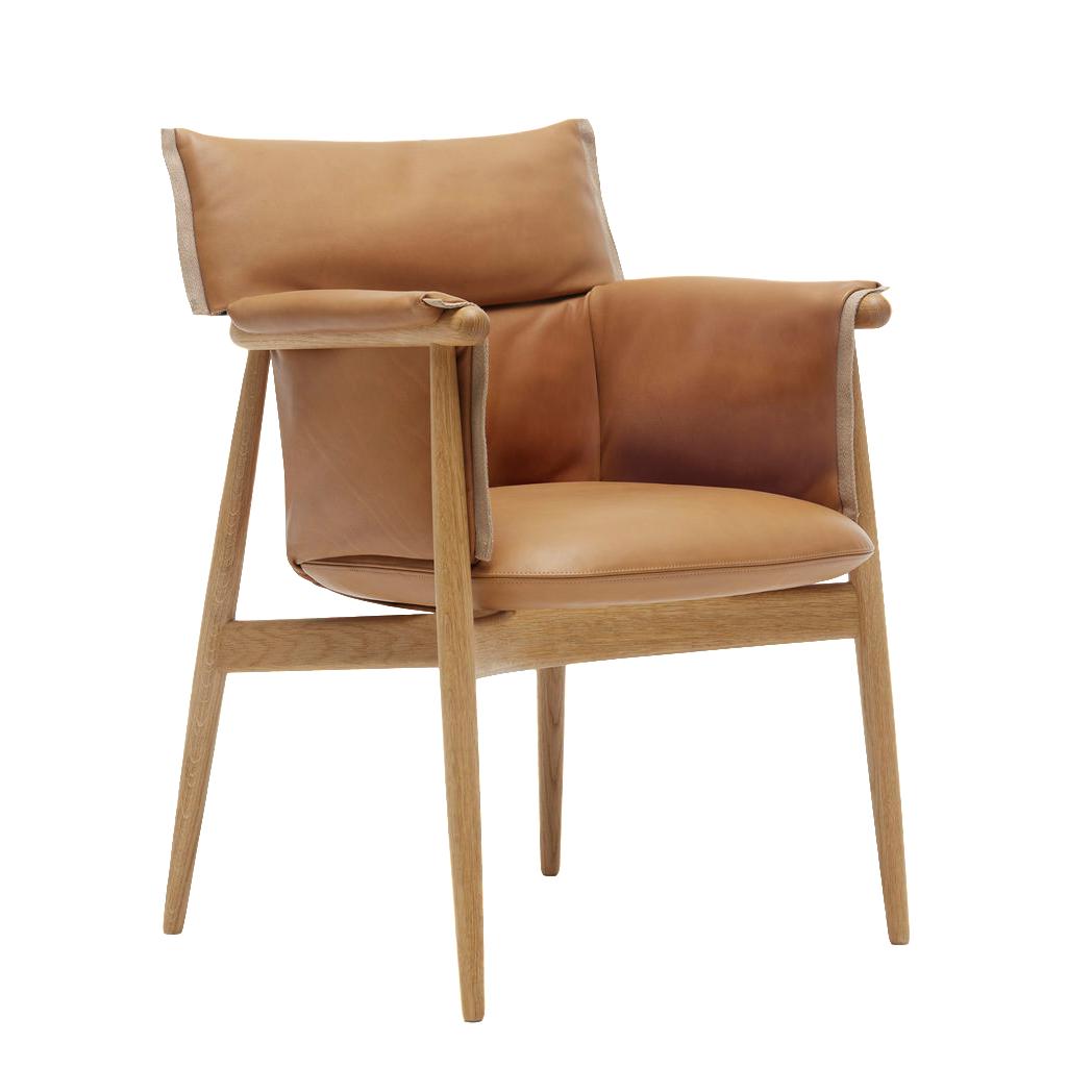 Carl Hansen E005 Embrasser le fauteuil, le chêne huilé / cuir marron