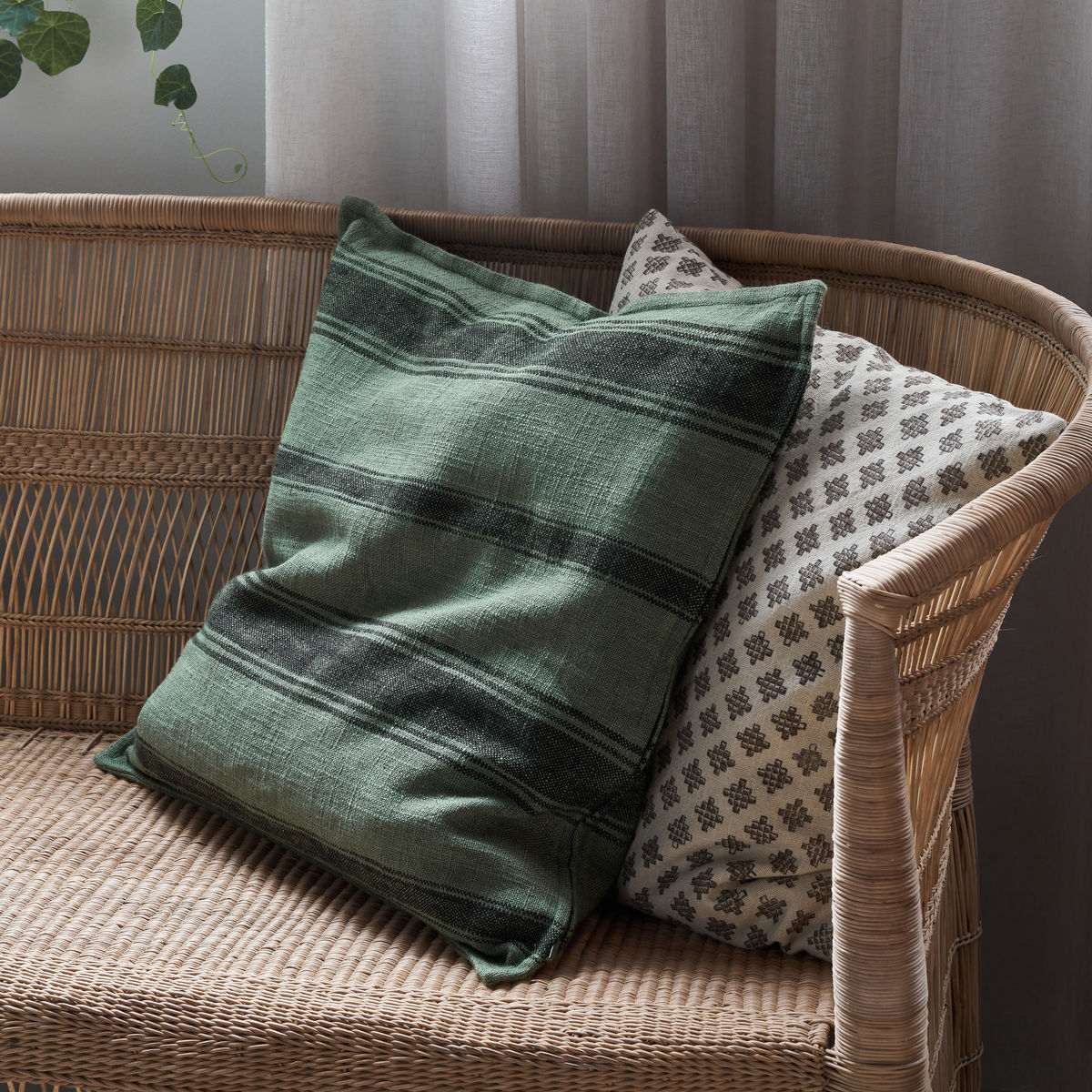 Huis Doctor Cushion Cover, Hdsuto, Green