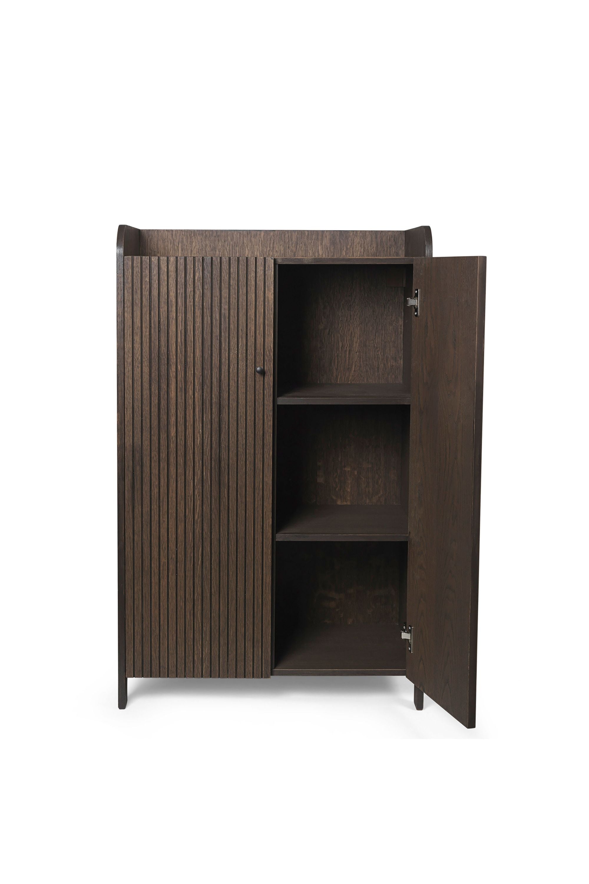 Ferm Living Hill Cupboard，低沉的深色染色橡木