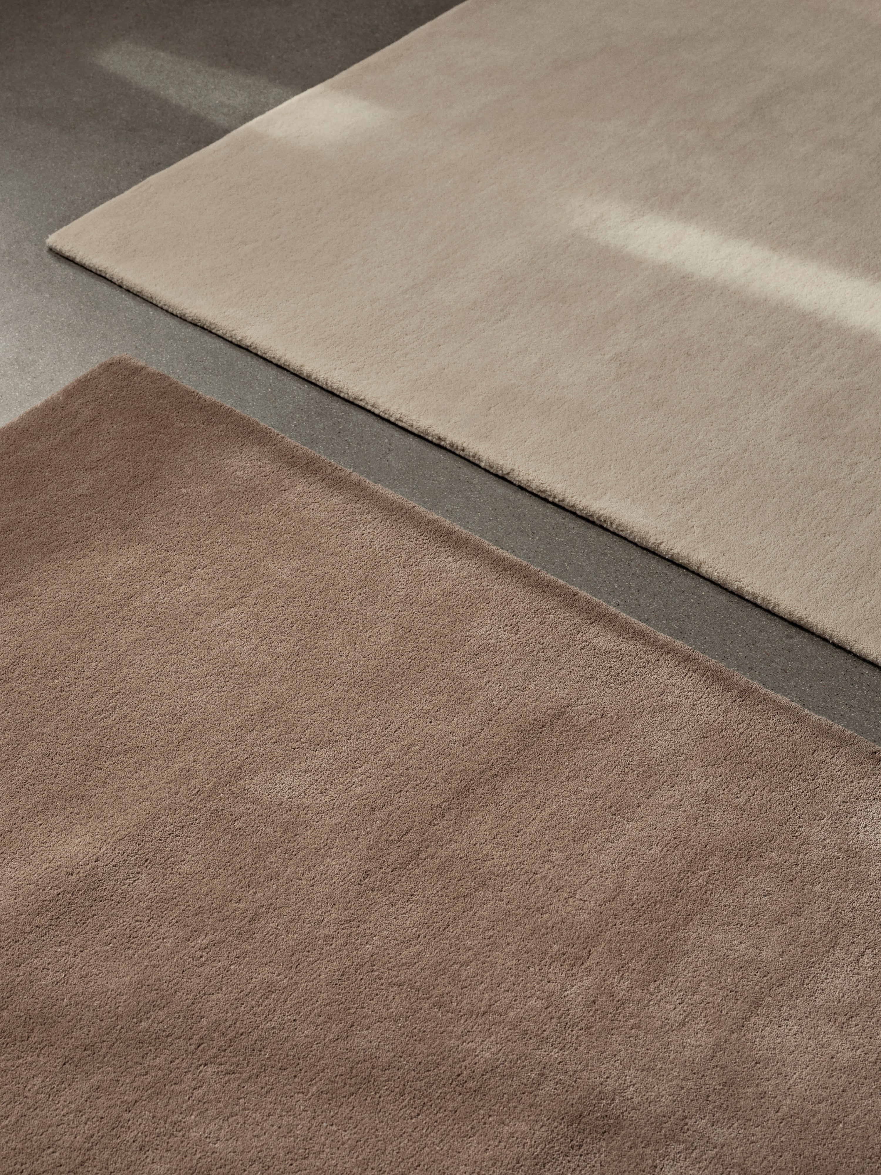 Alfombra de mechones de Ferm Living Stilling 160 x 250 Ash Brown