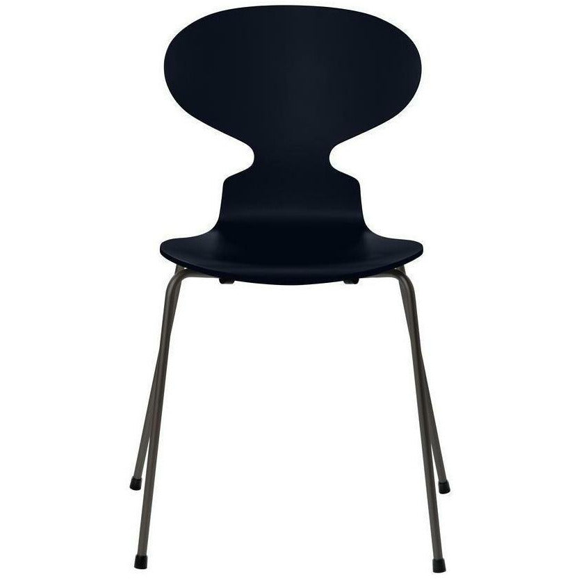 Fritz Hansen Chaise de fourmi laquée coque bleue de minuit, base de graphite chaud