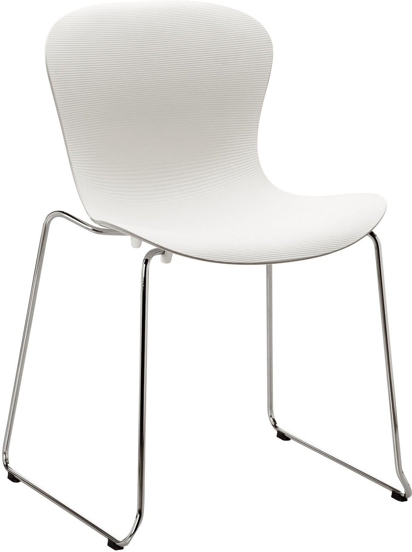 Fritz Hansen Silla de siesta cromada, leche blanca