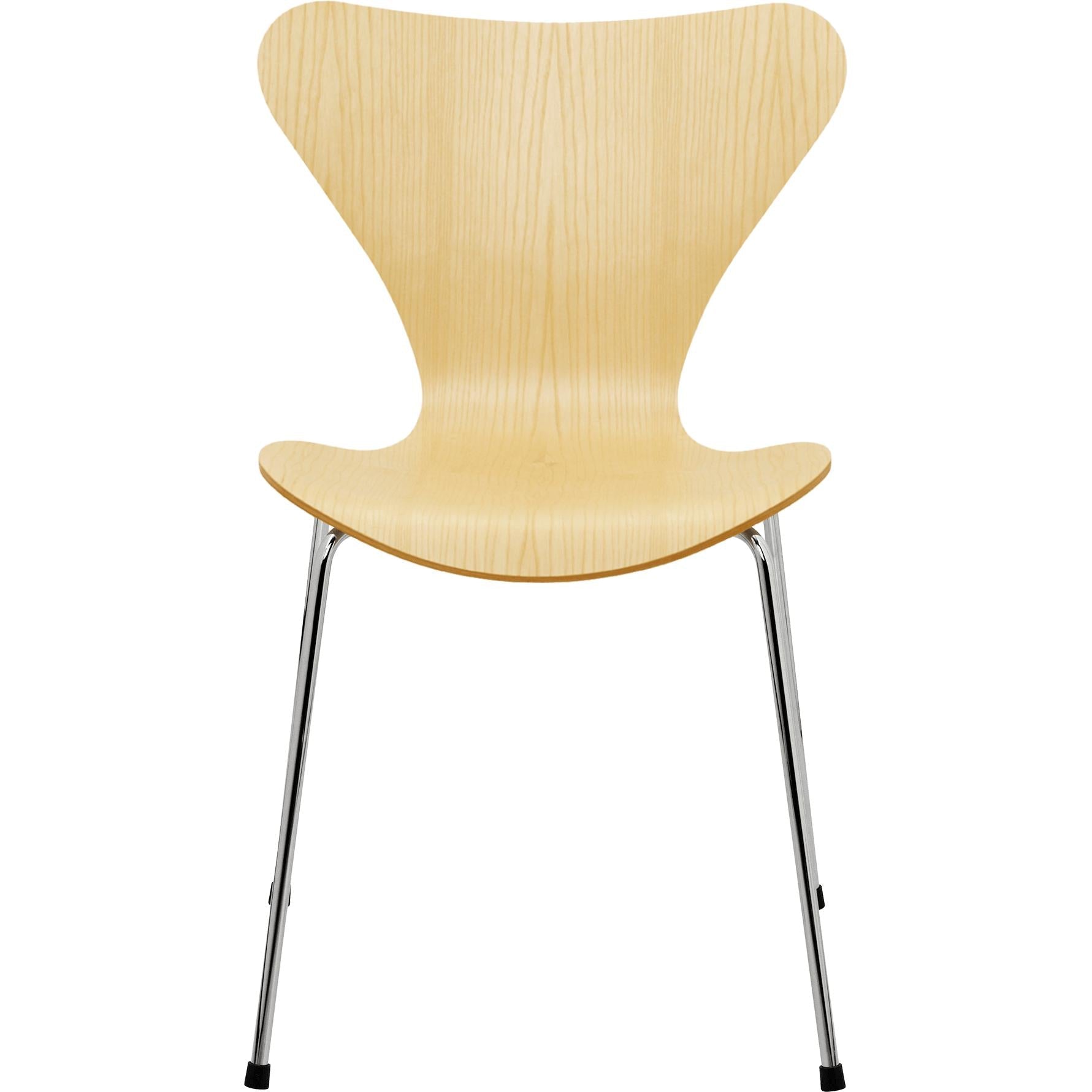 Fritz Hansen Series 7 sedia impiallacciata ciotola di cenere, base in acciaio cromato