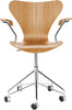 Fritz Hansen Serie 7 Drehsessel Furnier, Ulme