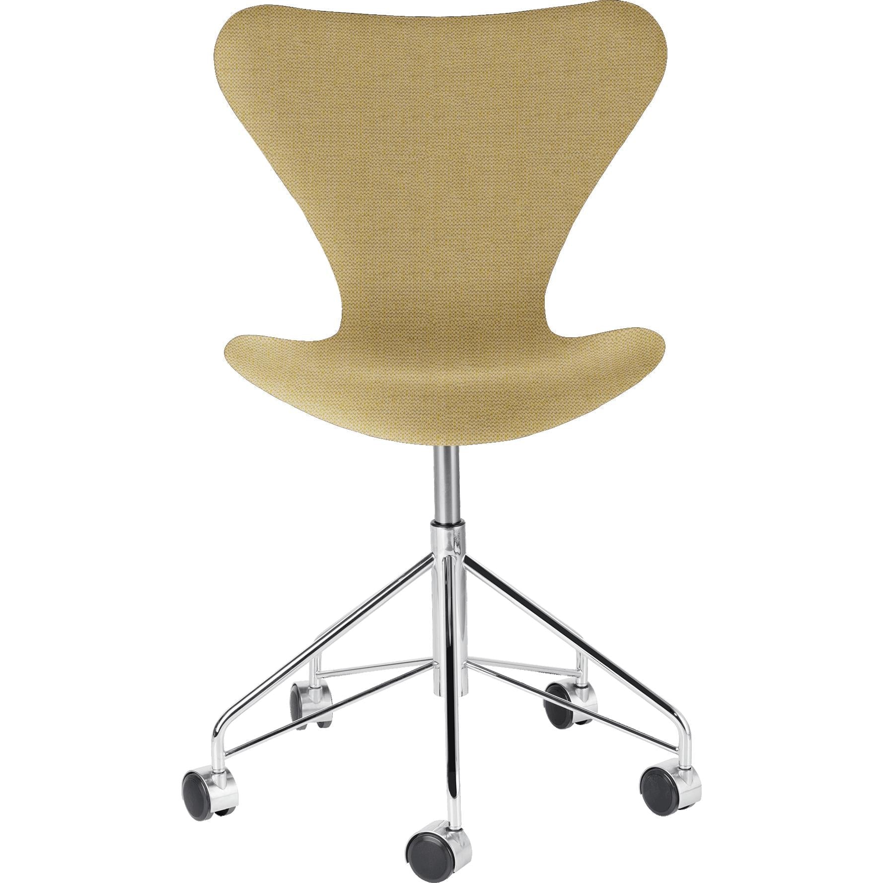 Fritz Hansen Series 7 Swivel Chair Full Upholstery Fabric Christianshavn, Yellow