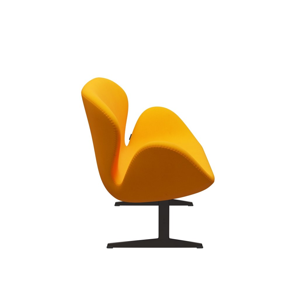 Fritz Hansen Swan Sofá 2 plazas, bronce marrón/naranja Divina (426)