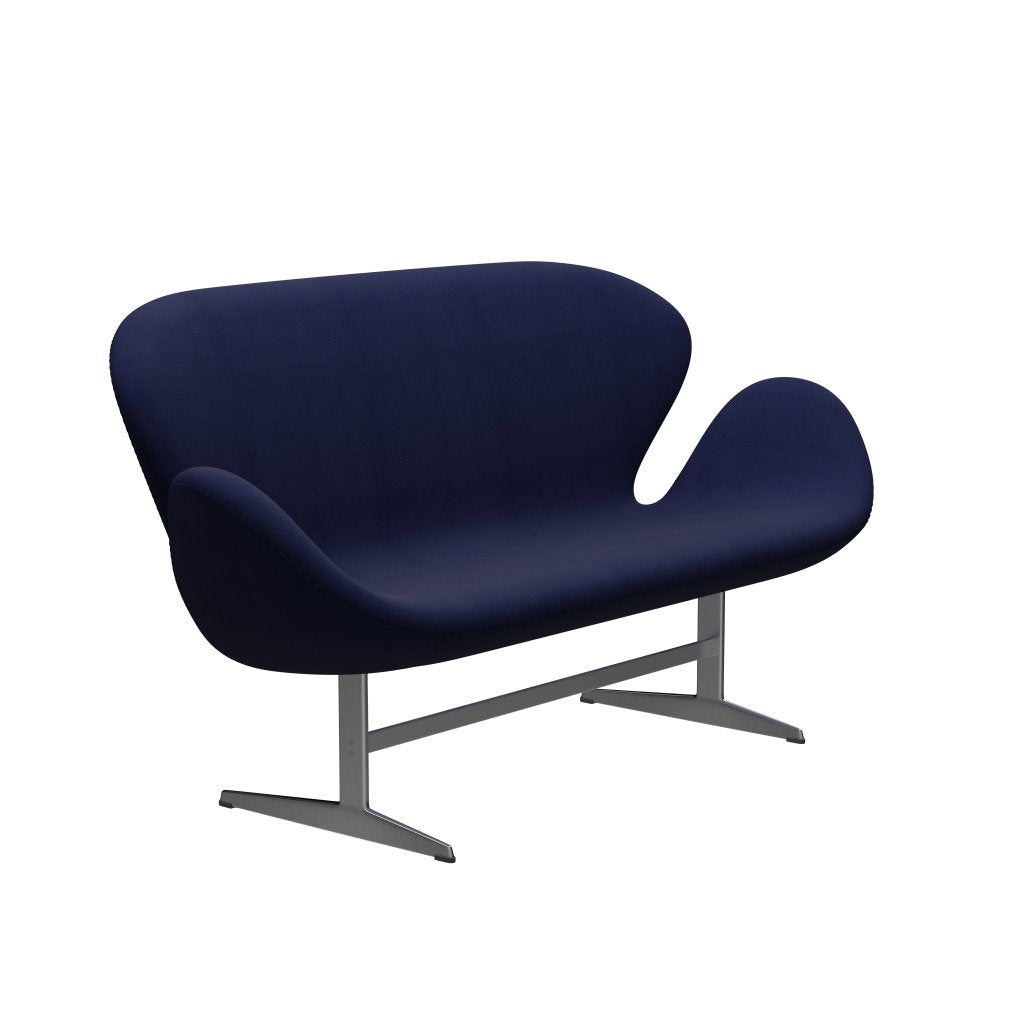 Fritz Hansen Swan Sofa 2-Sitzer, Satiniertes gebürstetes Aluminium/Fame Dunkelblau (66005)