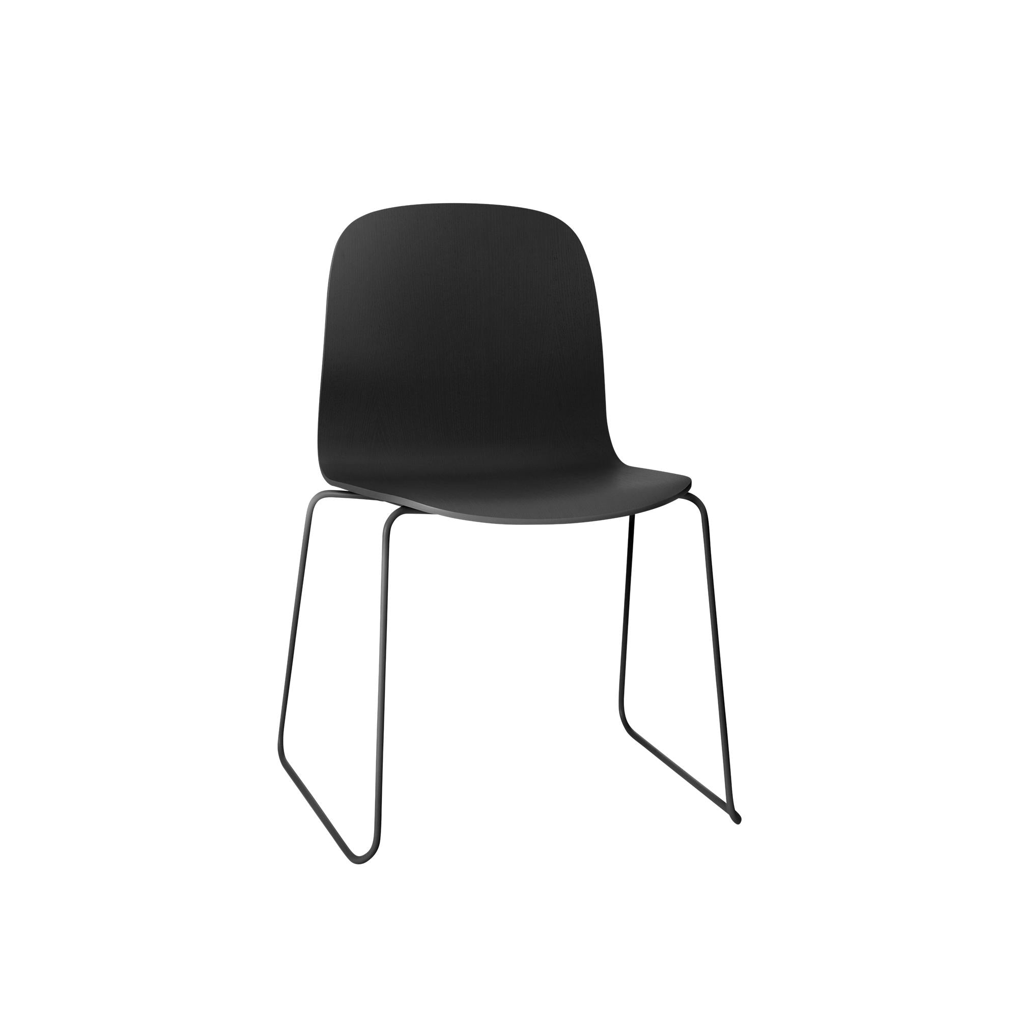 Base de trineo de silla Muuto Visu, asiento de madera, negro