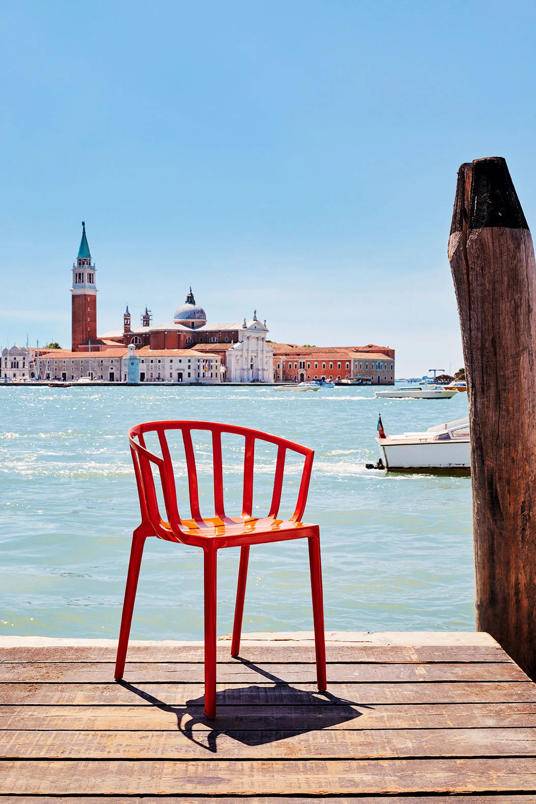 Kartell Venetsian tuoli, ruoste