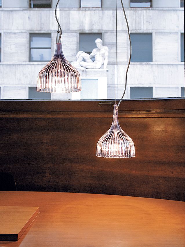 Kartell e 'muurlamp, zwart