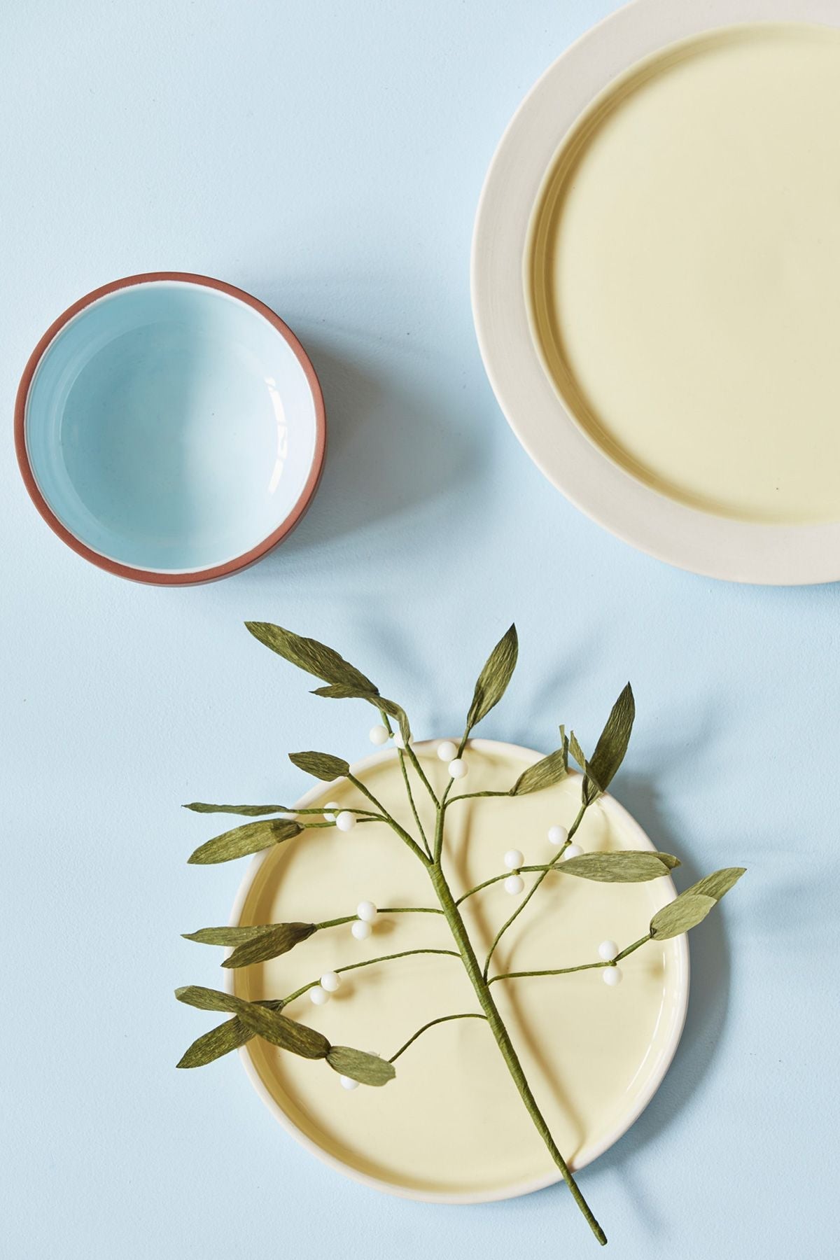 Studio About Clayware Set Of 2 Plates Medium, Ivory/Yellow