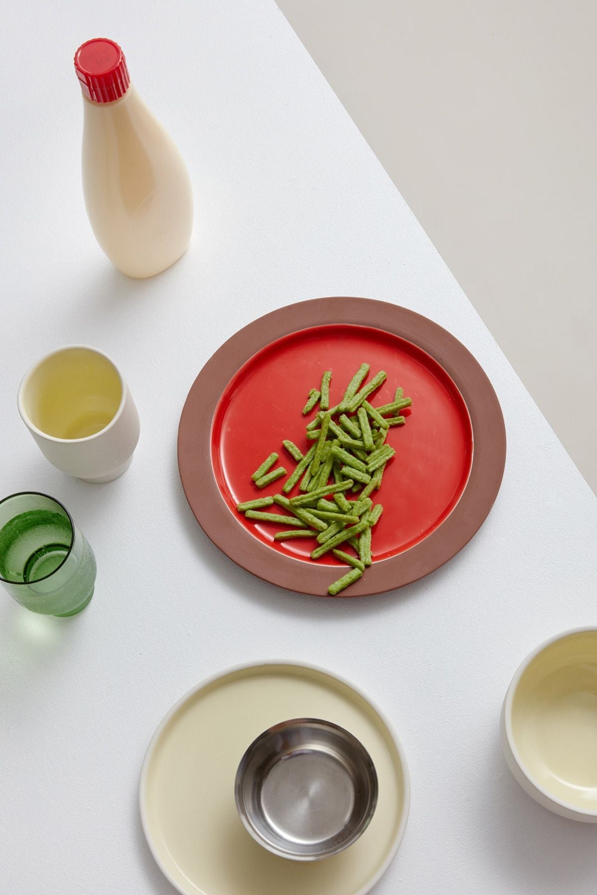 Studio sul set di arti di argite di 2 piastre grandi, terracotta/rosso