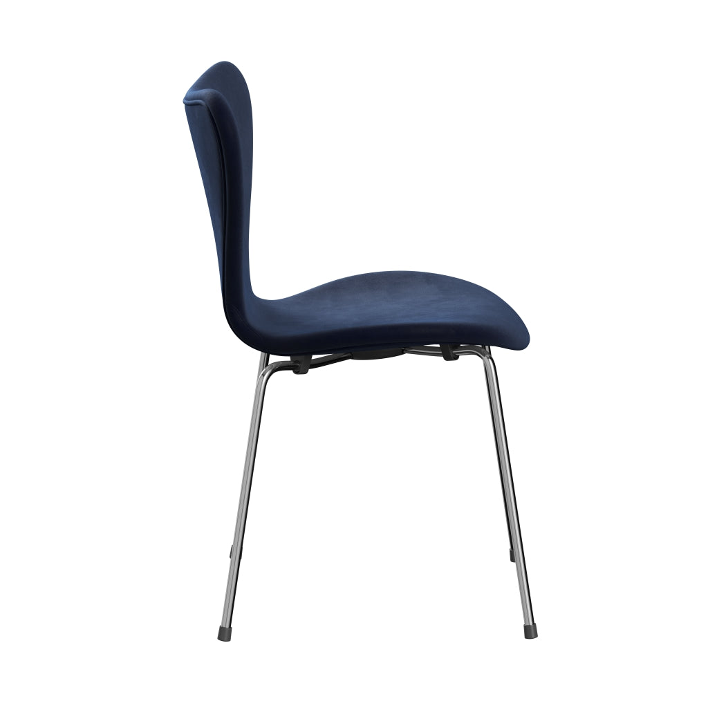 Fritz Hansen 3107 stol full møbeltrekk, krom/Belfast Velvet Midnight Blue