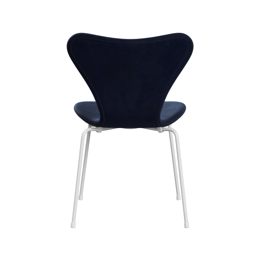 Fritz Hansen 3107 chaise complète complète, blanc / belfast en velours minuit bleu