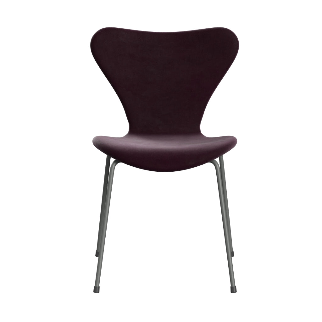 Fritz Hansen 3107 Stol Fuld polstring, sølvgrå/Belfast Velvet Dark Plum