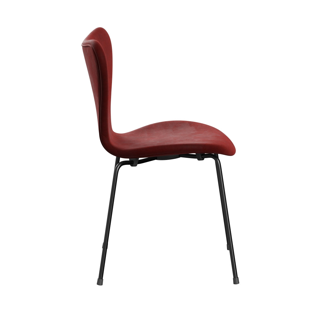 Fritz Hansen 3107 stoel Volledige bekleding, zwart/Belfast Velvet herfstrood