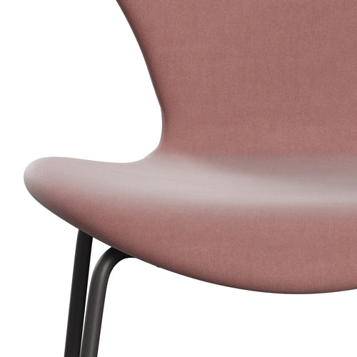 Fritz Hansen 3107 Stuhl Full Polster, warmer Graphit/Belfast Velvet Misty Rose