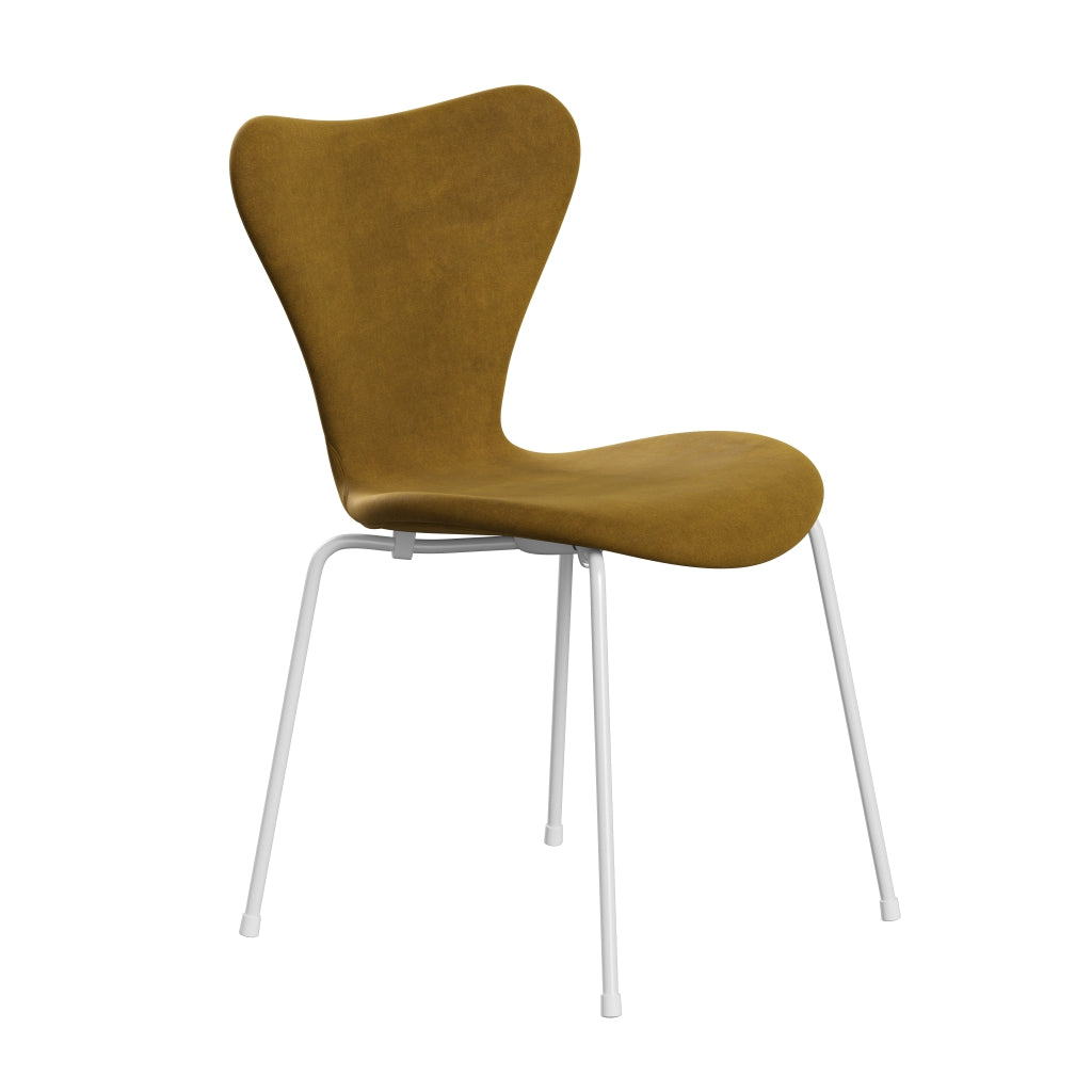 Fritz Hansen 3107 chaise complète complète, Ochère doux en velours blanc / Belfast