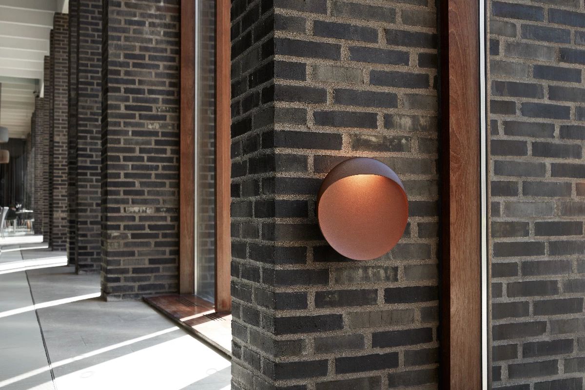 Louis Poulsen Flindt væglampe førte 3000 K 10 W Ø20 cm, Corten