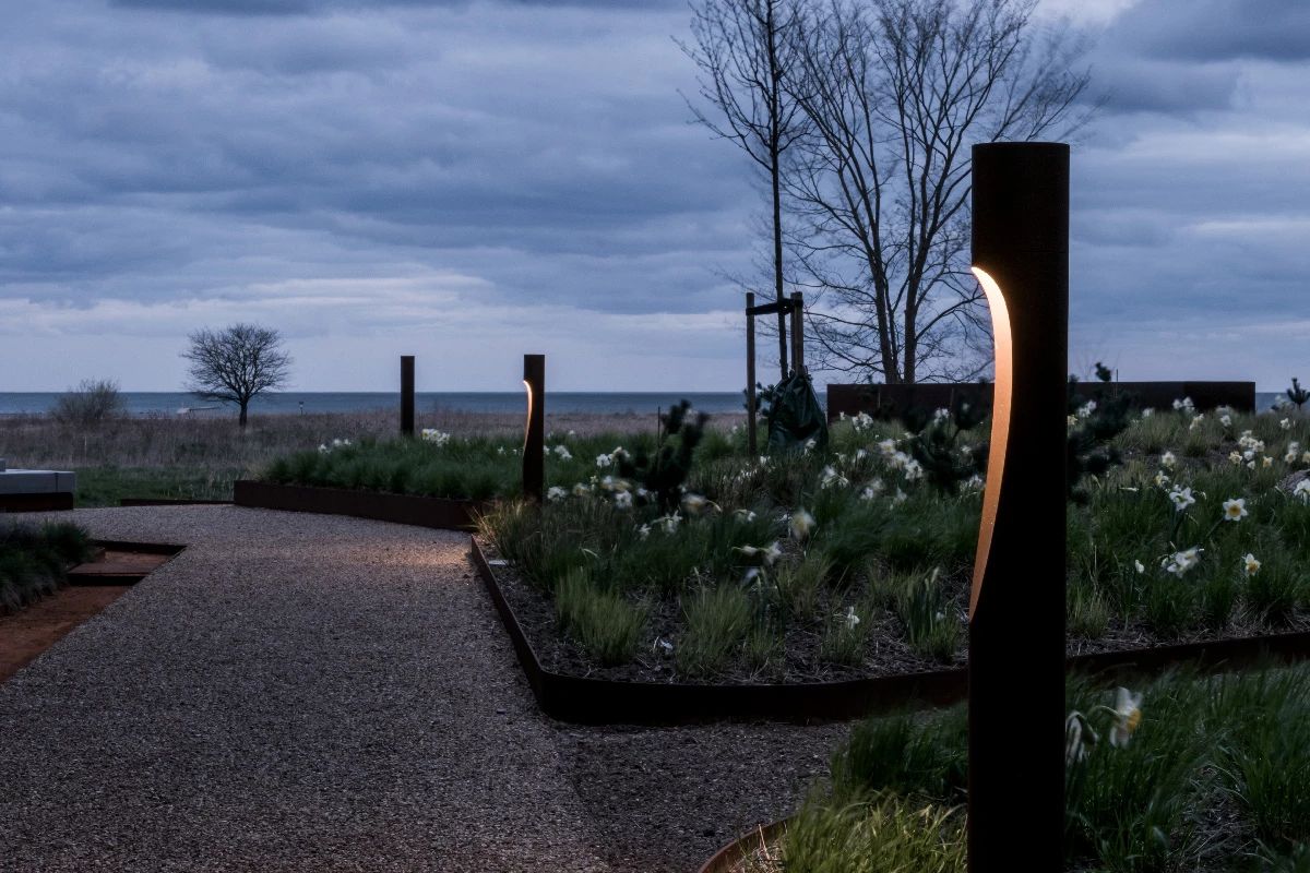 Louis Poulsen Flindt Bollard Class I leiddi 3000 K 12 W Dali Post fyrir í jörðu uppsetningu, Corten