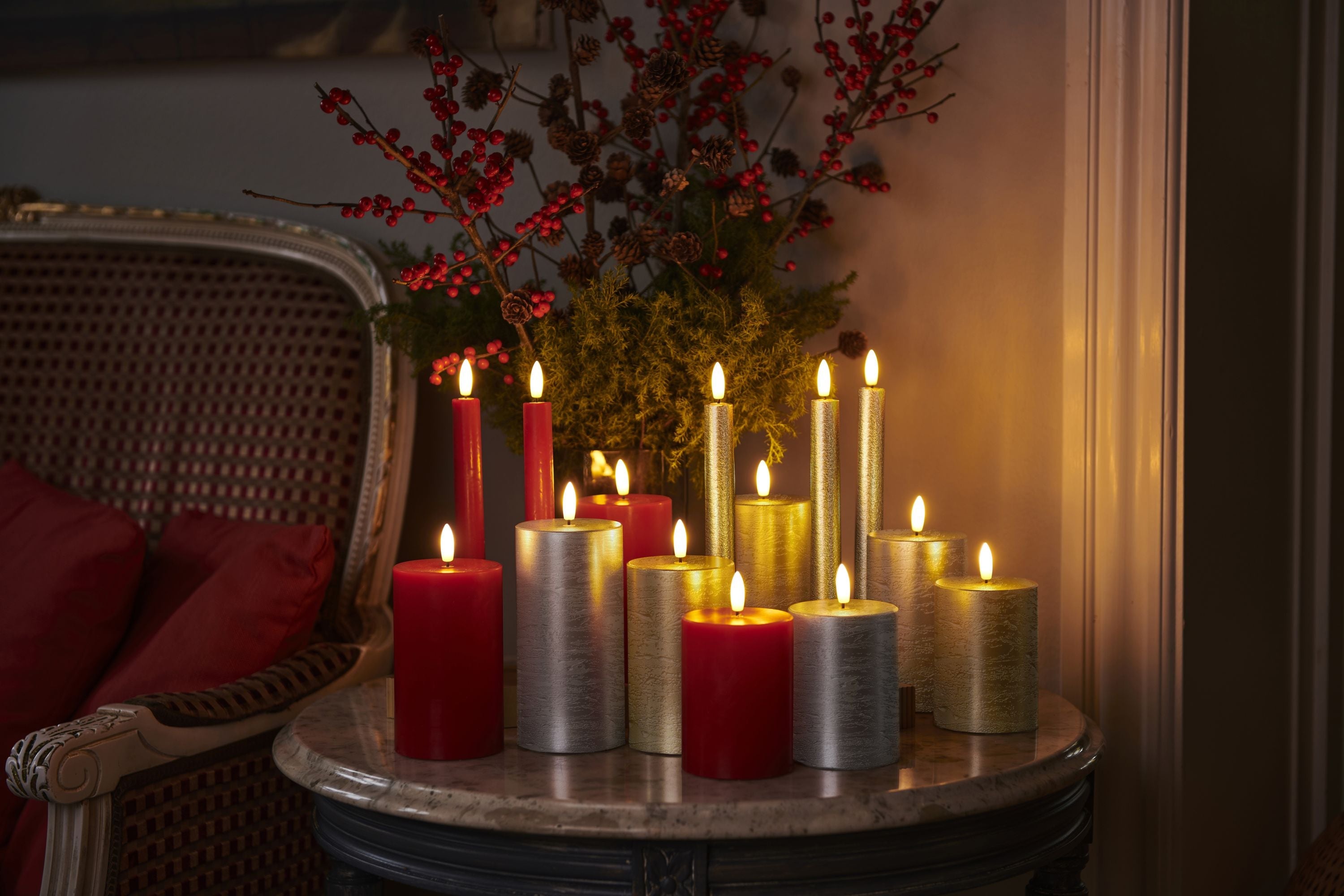 Sirius Sille LED CANDLE 3 PCS Ø7,5x10/12,5/15 cm, rosso