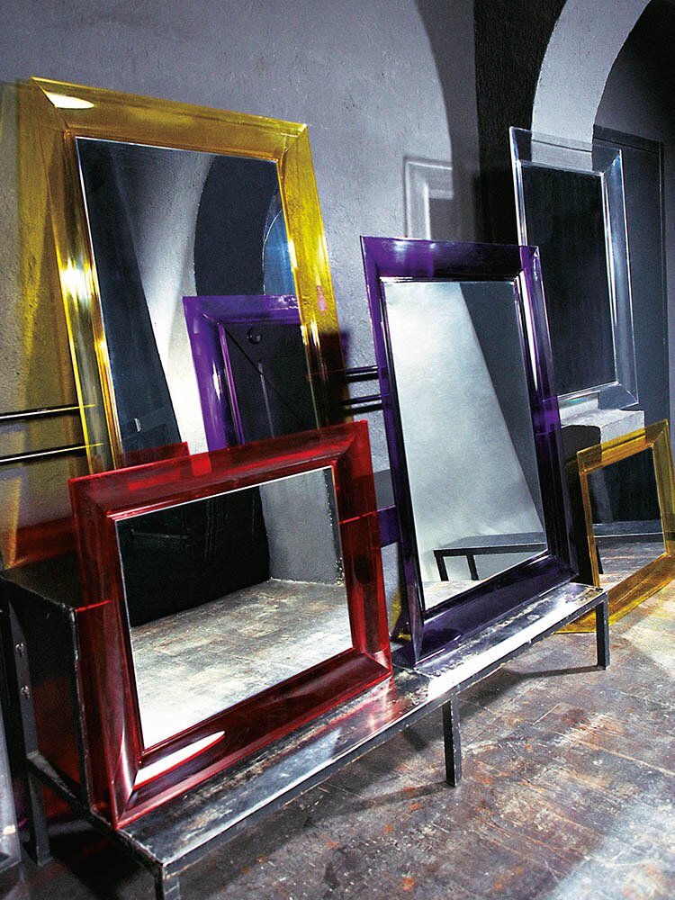 Kartell François Ghost Mirror 79x65 cm, noir