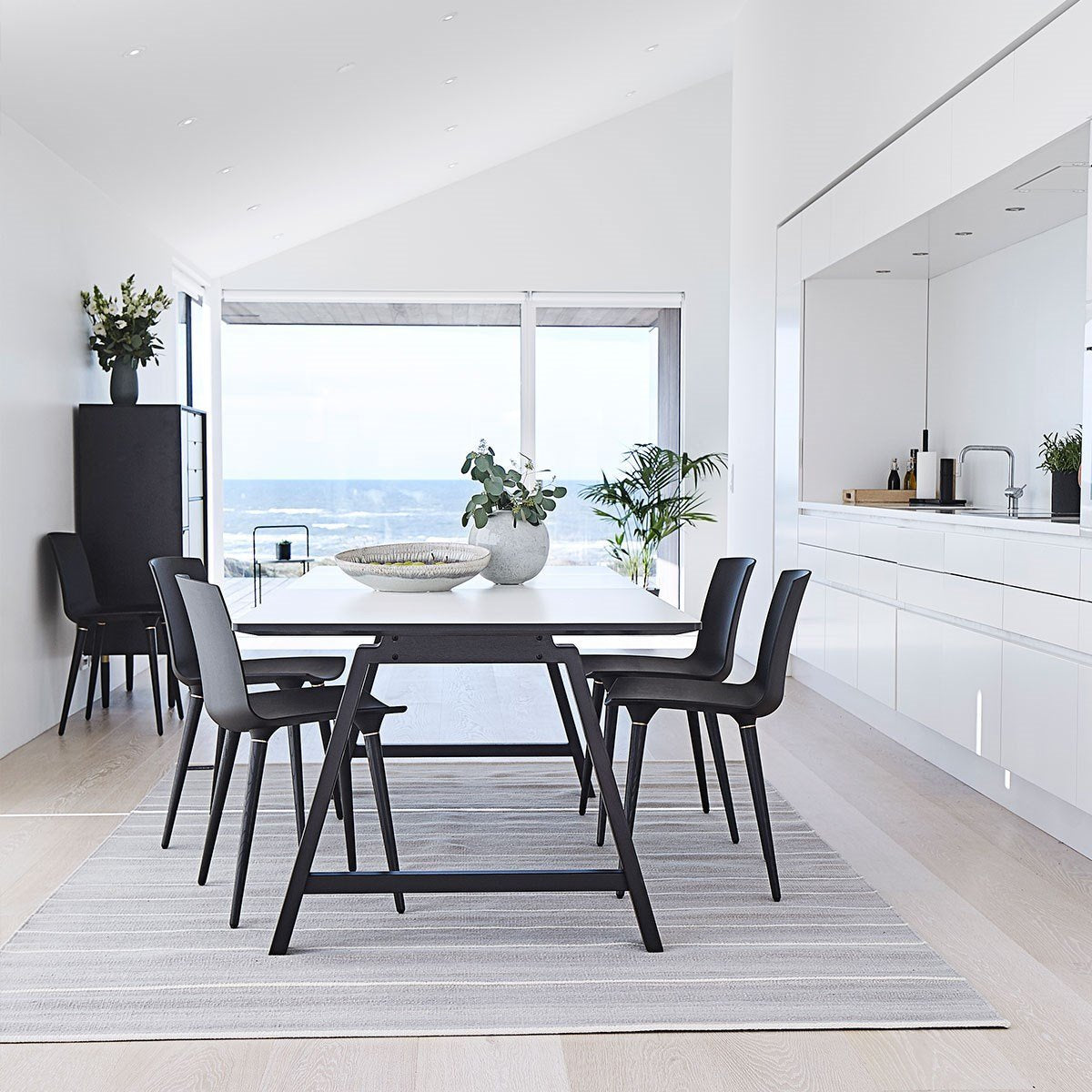 Andersen Furniture T1 -förlängningsplatta, svart, 50x88cm