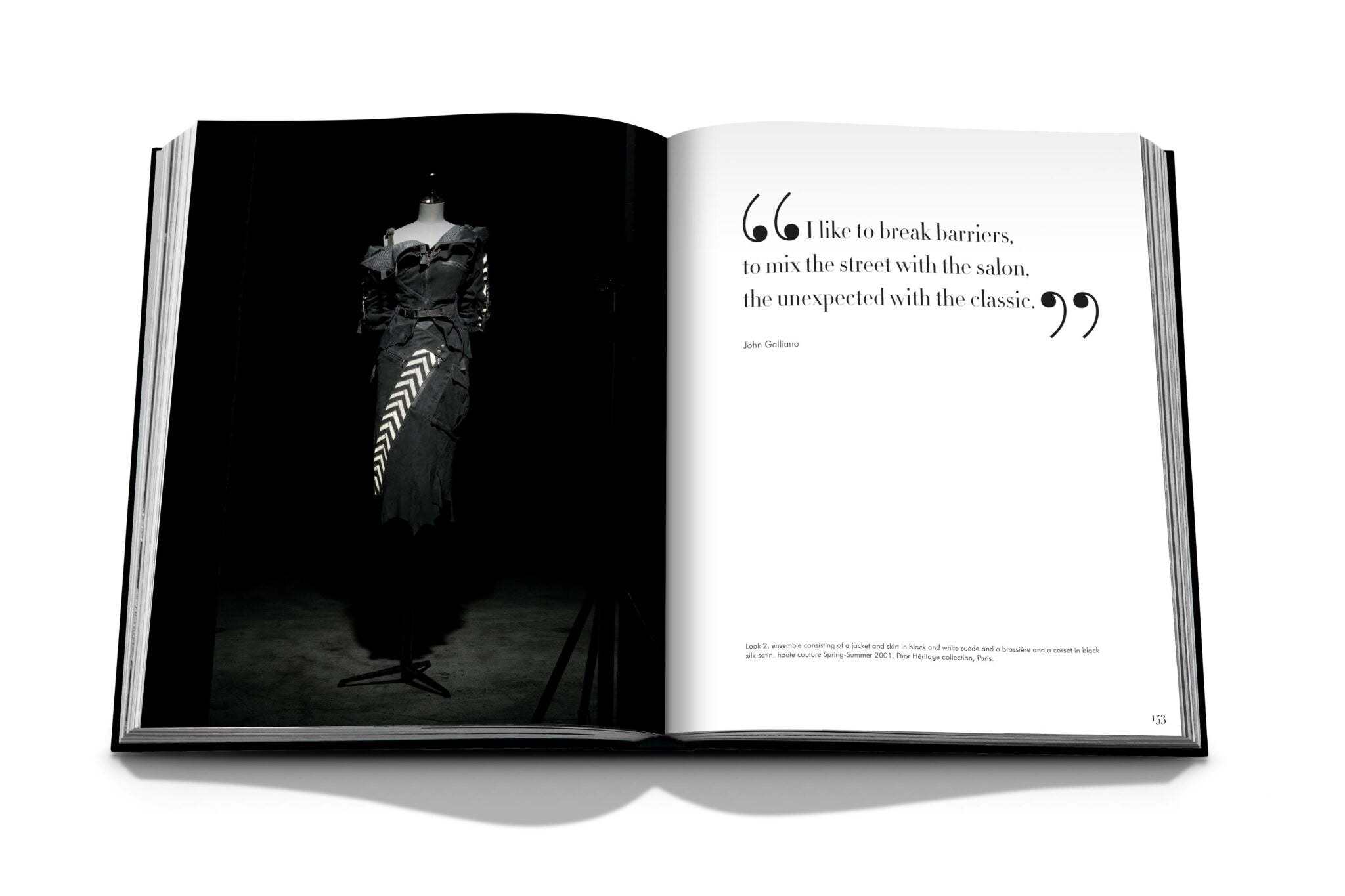 Assouline Dior, kirjoittanut Galliano