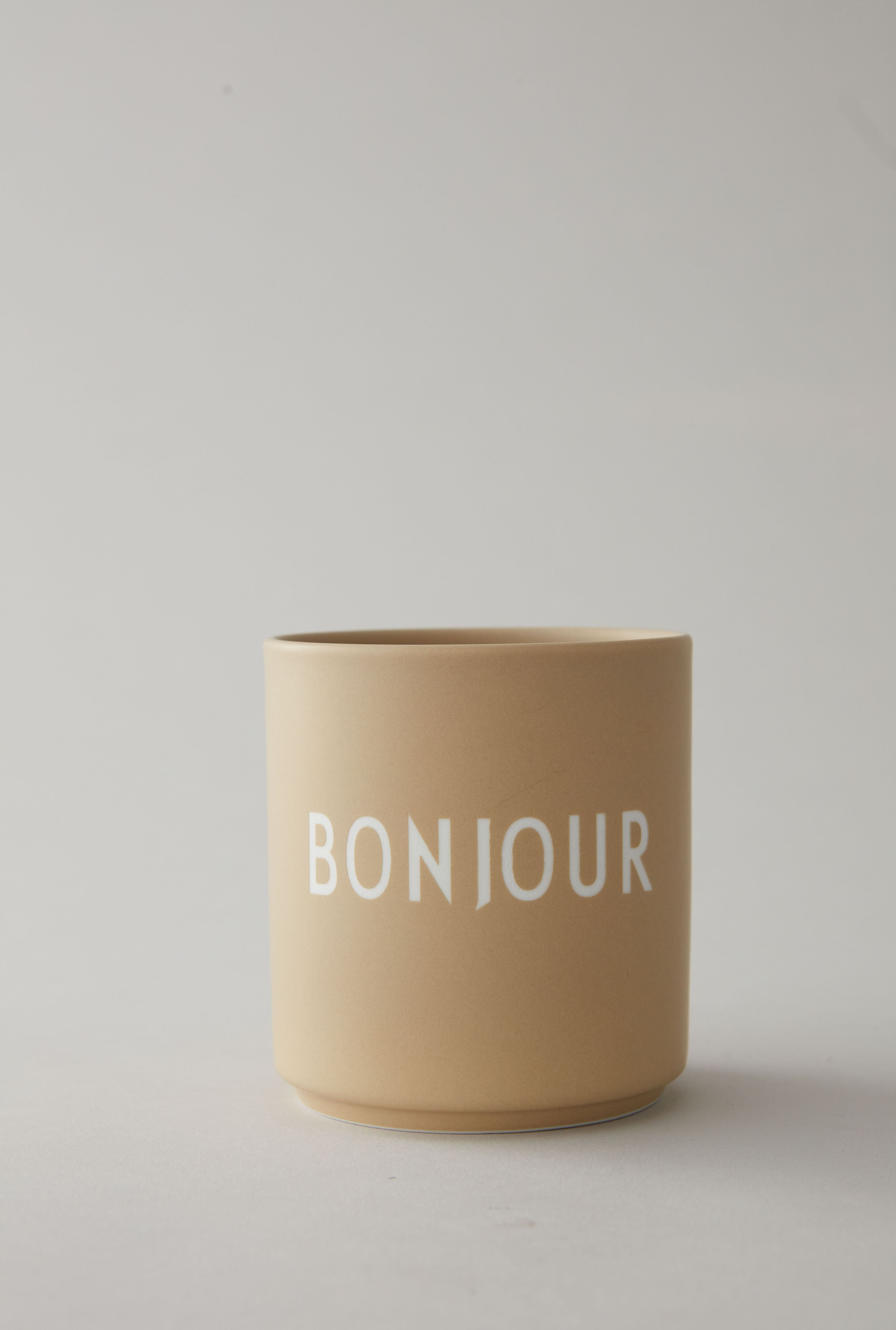 Lettere di design Mug Bonjour, beige