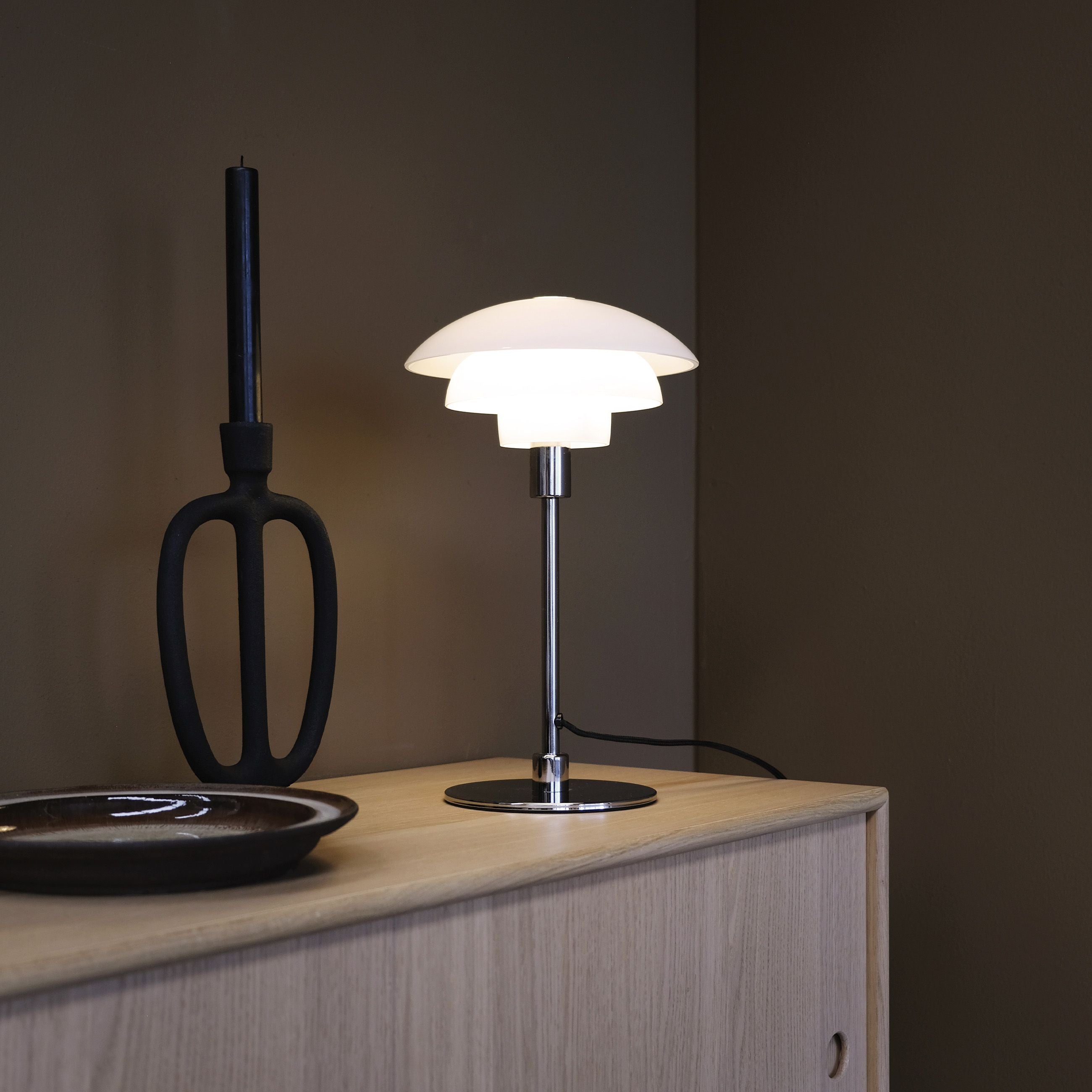 Dyberg Larsen Morph Table Lamp Opal, Ø21 cm