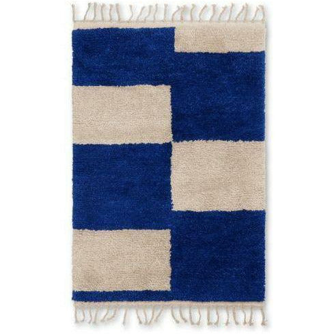 Ferm Living Mara alfombra anudada a mano 120x180 cm, azul brillante/blanco blanco