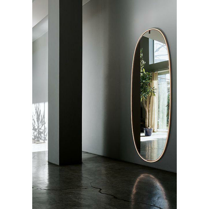 Flos La Plus Belle Mirror con iluminación integrada, bronce