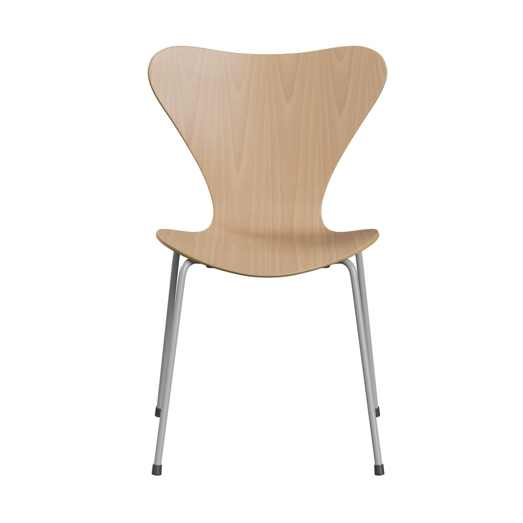 Fritz Hansen 3107 Silla sin supervoltura, nueve chapas grises/de haya natural