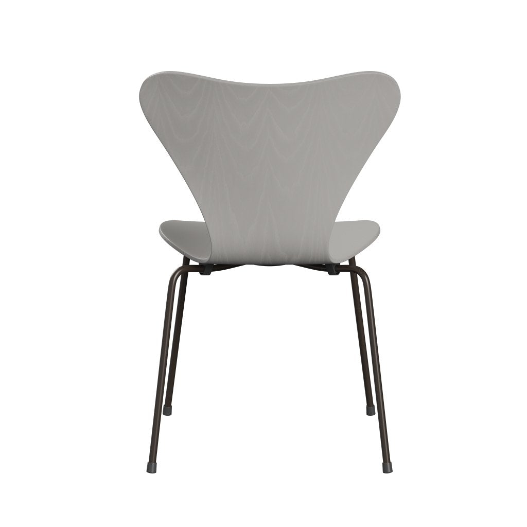 Fritz Hansen 3107 Stuhl ungepolstert, Brown Bronze/Dyed Ash Nine Grey