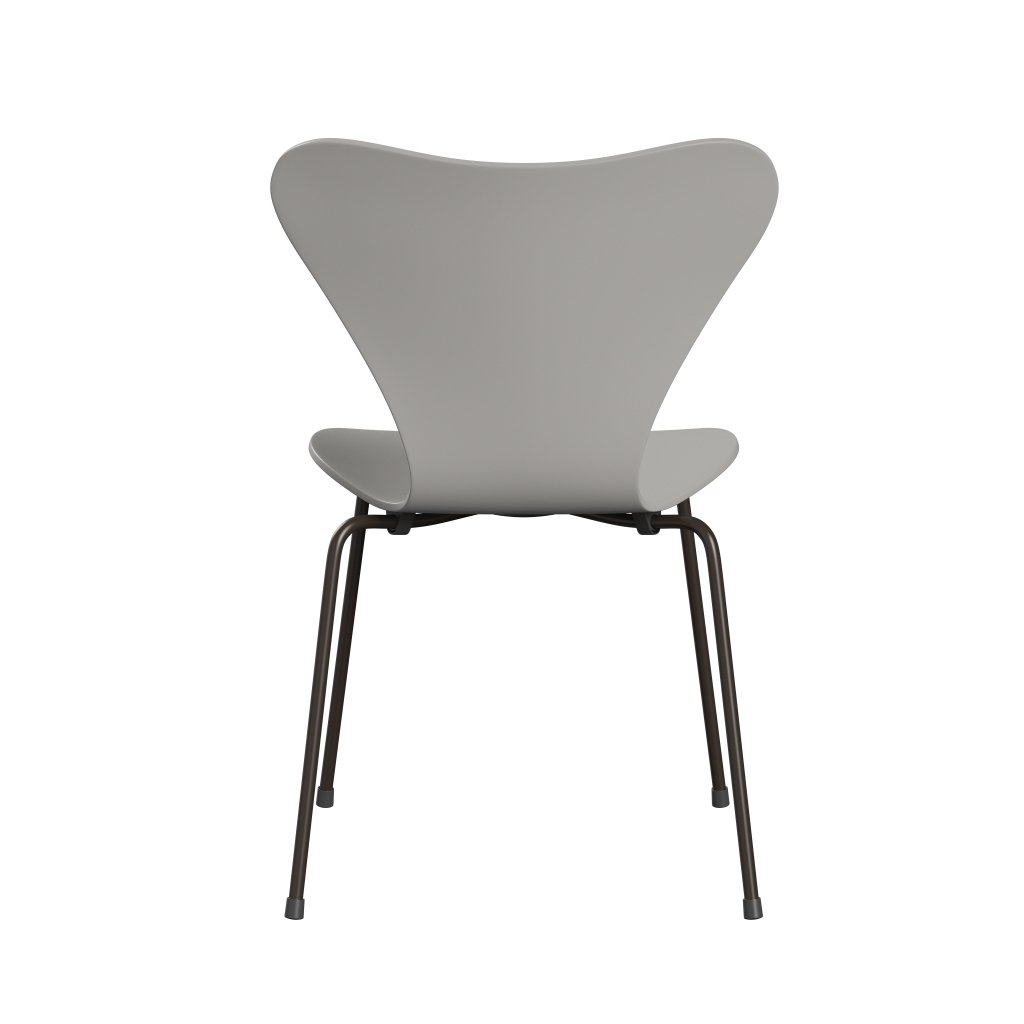 Sedia Fritz Hansen 3107 non uffolisca, bronzo marrone/nove grigio laccato