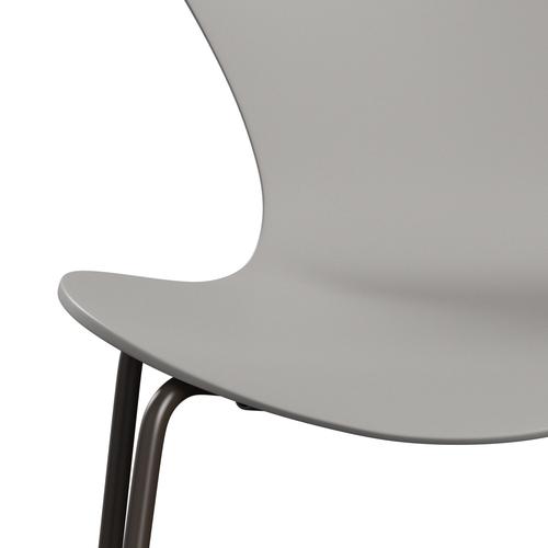 Fritz Hansen 3107 Silla sin supervoltura, bronce marrón/lacado nueve gris