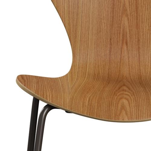 Fritz Hansen 3107 Stuhl ungepolstert, Braunbronze/Elmenfurnier Natur