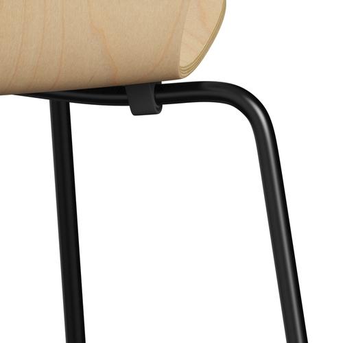 Fritz Hansen 3107 Stuhl ungepolstert, Schwarz/Ahornfurnier Natur