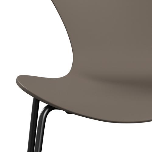 Fritz Hansen 3107 Stol uten uoversikt, svart/lakkert dyp leire