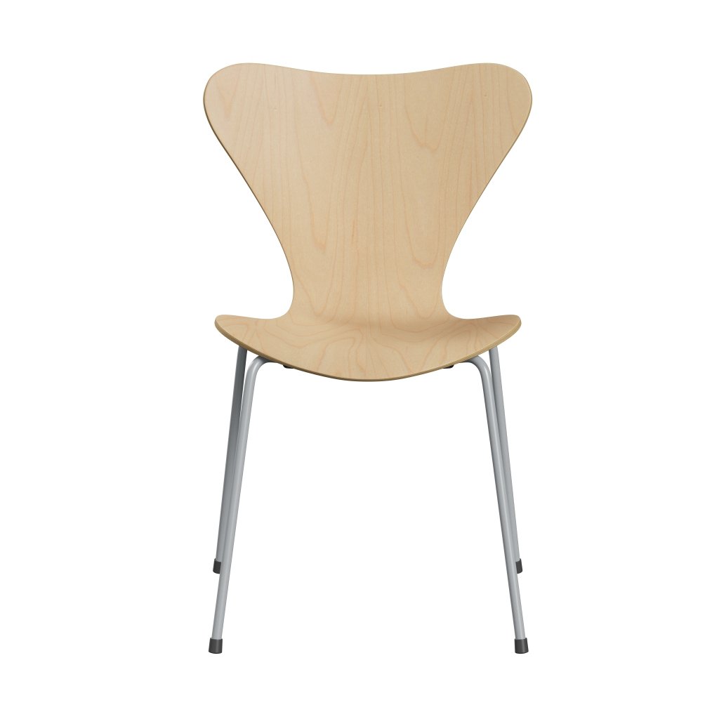 Fritz Hansen 3107 Stuhl ungepolstert, Silbergrau/Ahornfurnier Natur