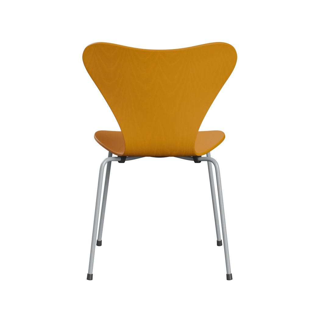 Fritz Hansen 3107 Stuhl ungepolstert, Silbergrau/Farbige Esche Gebranntes Gelb