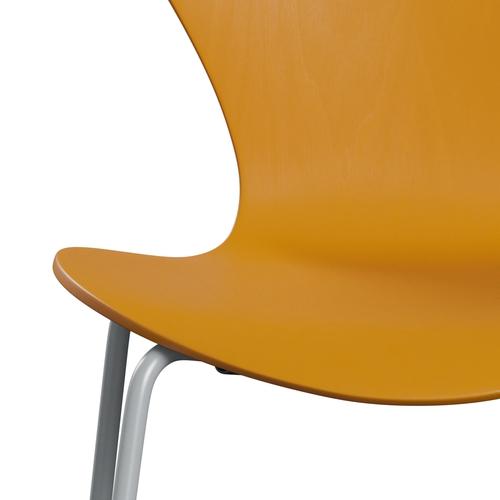 Fritz Hansen 3107 chaise unophastered, gris argenté / cendre coloré jaune brûlé