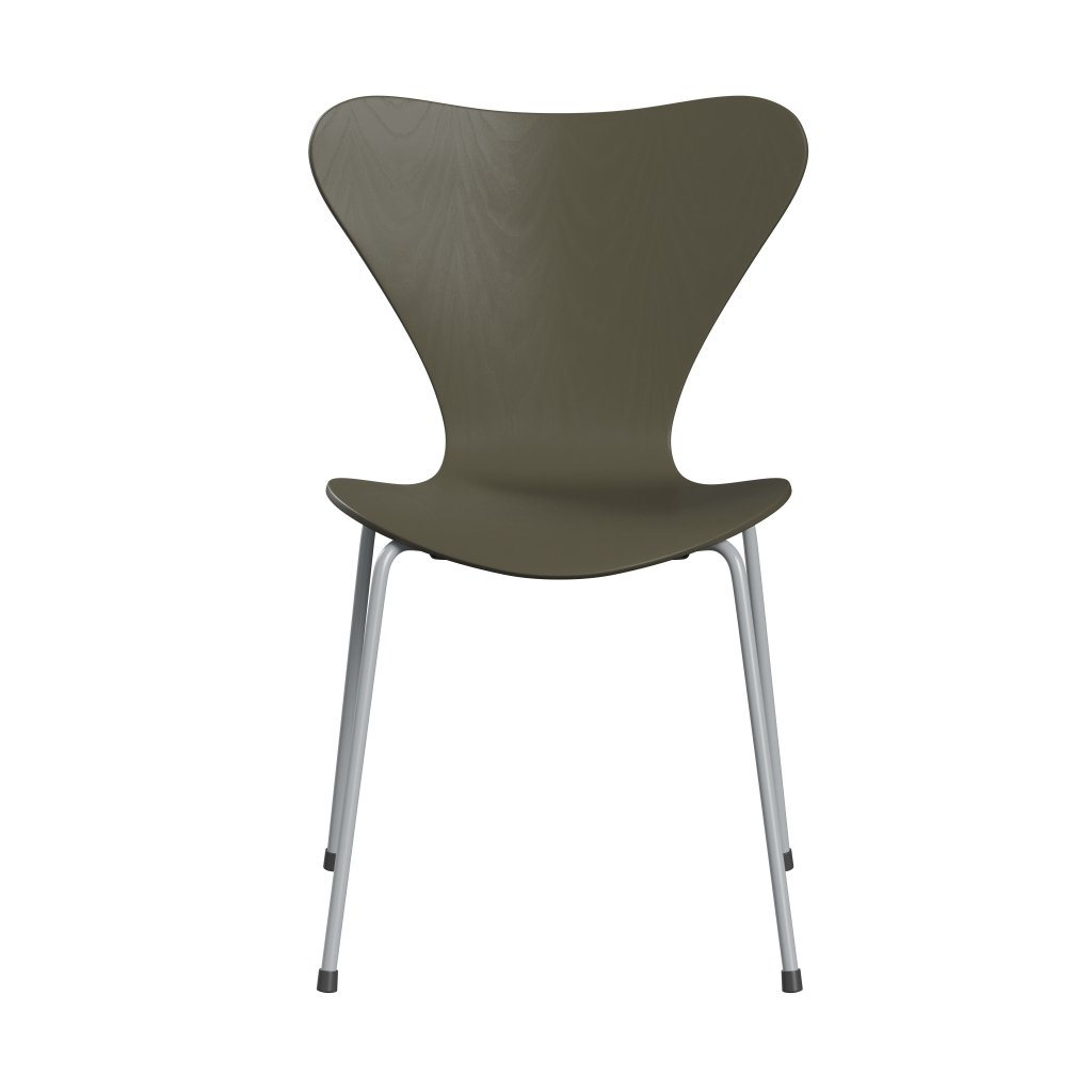 Fritz Hansen 3107 Stuhl ungepolstert, Silbergrau/Farbige Esche Olivgrün