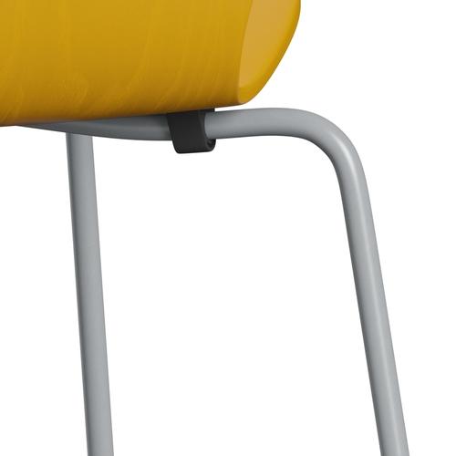 Fritz Hansen 3107 chaise unophastered, gris argenté / cendre coloré vrai jaune