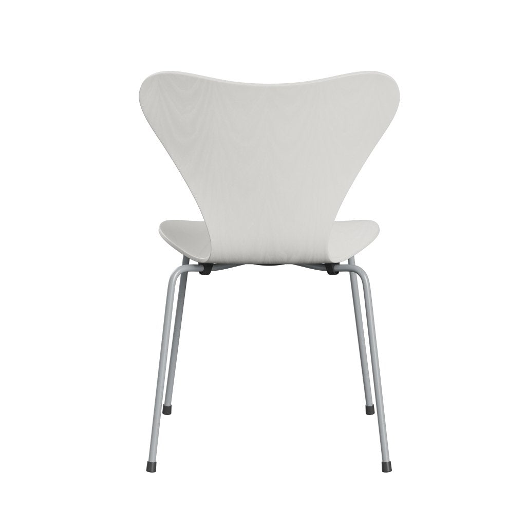 Sedia Fritz Hansen 3107 non ufflorata, grigio argento/color cenere bianco